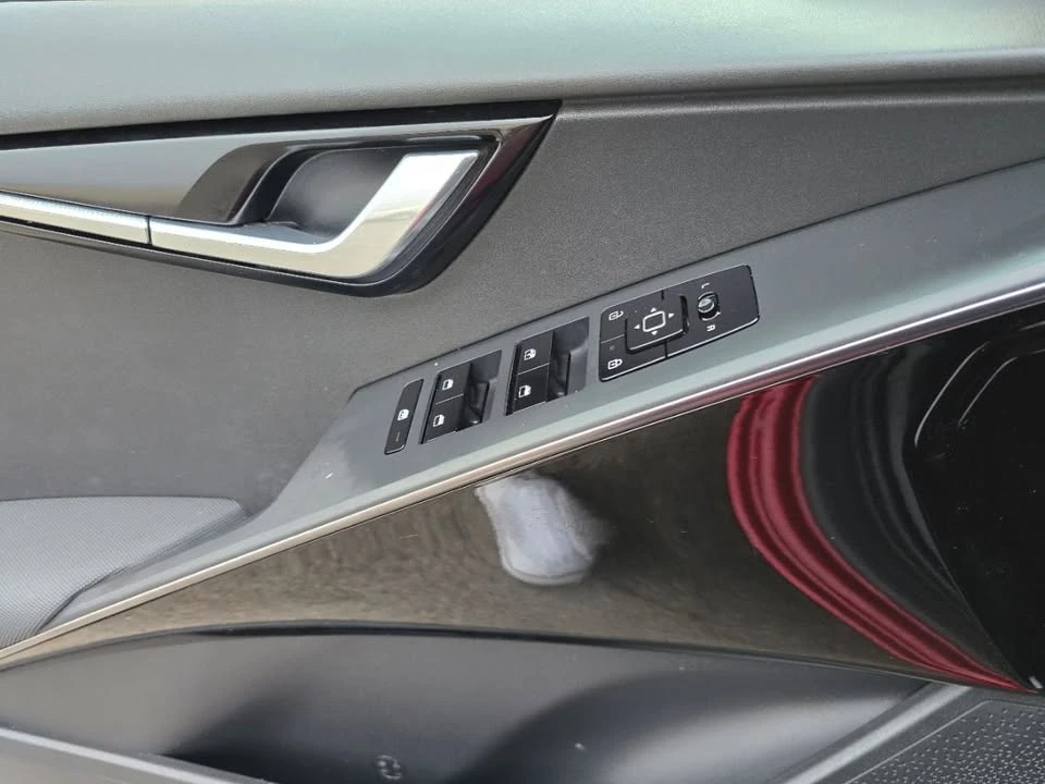 2023 Kia Niro - Image 4 of 19