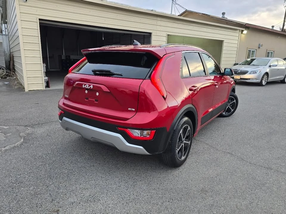 2023 Kia Niro - Image 16 of 19