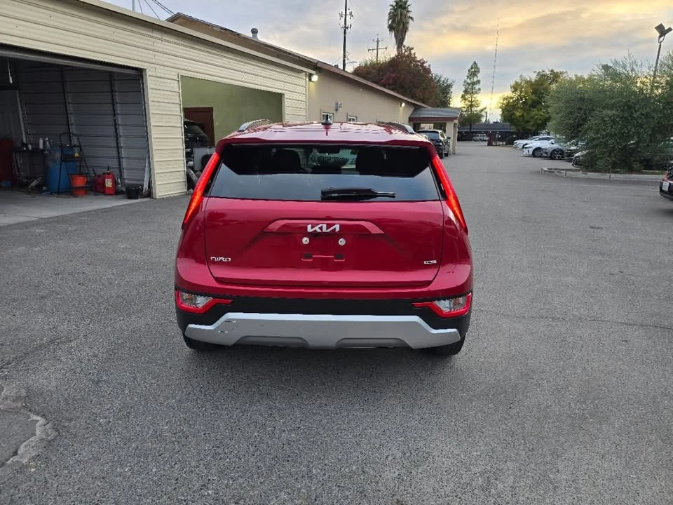 2023 Kia Niro - Image 12 of 19