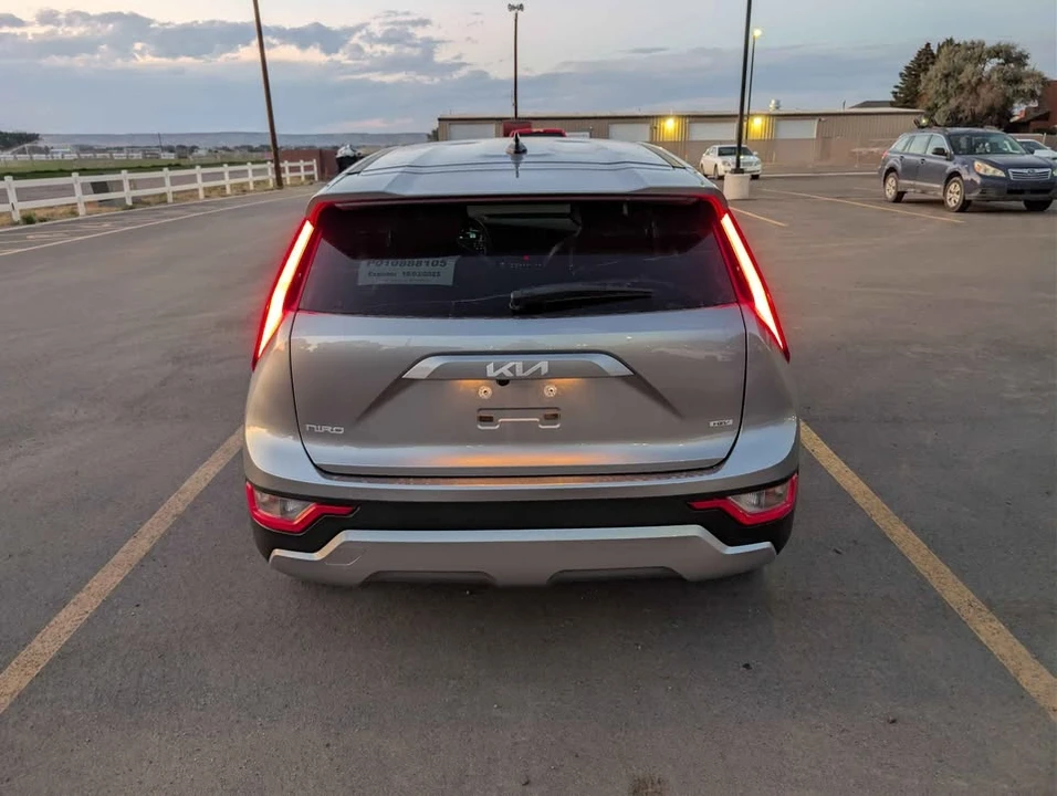 2023 Kia Niro - Image 4 of 7