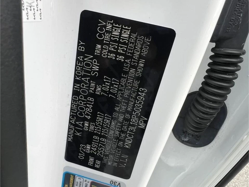 2023 Kia Niro - Image 9 of 20