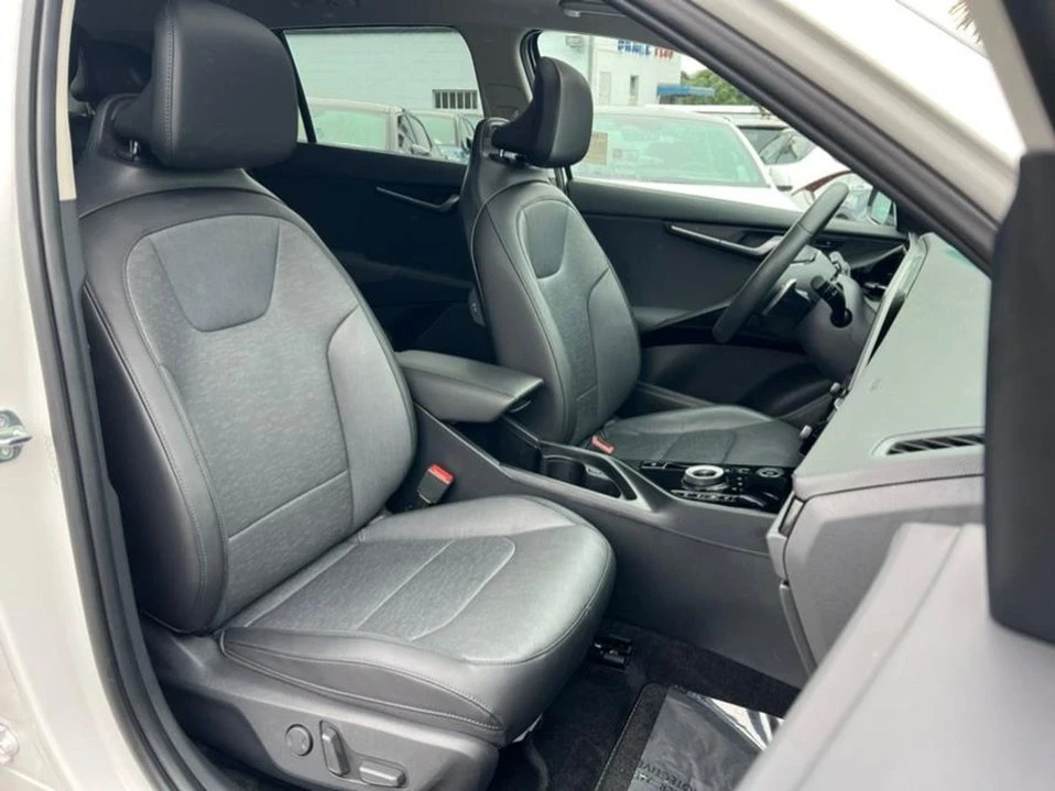 2023 Kia Niro - Image 14 of 20