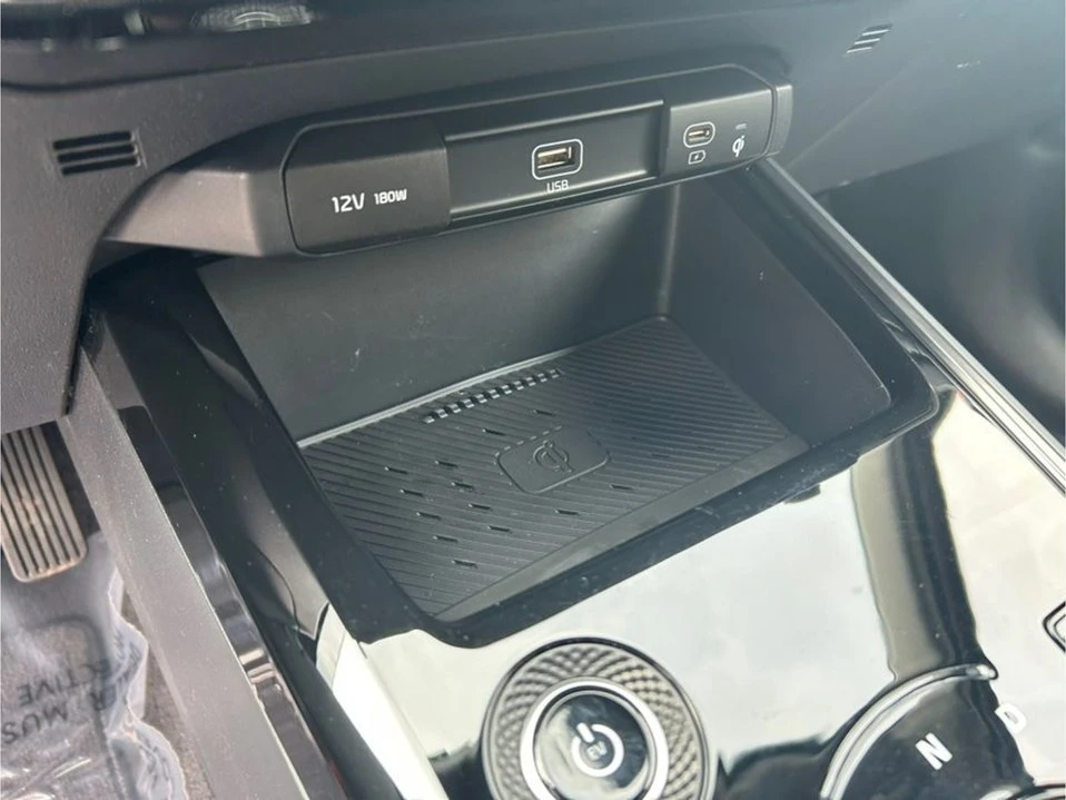 2023 Kia Niro - Image 5 of 20