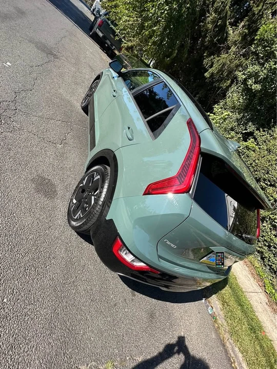 2023 Kia Niro - Image 7 of 14