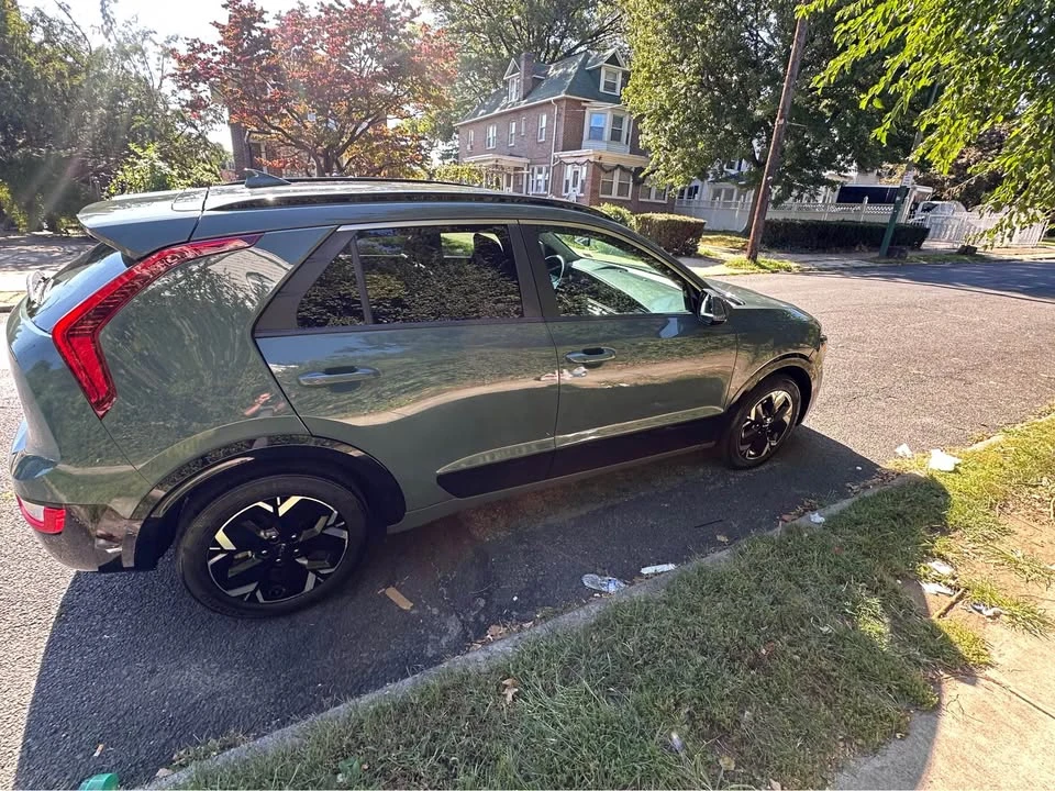 2023 Kia Niro - Image 12 of 14