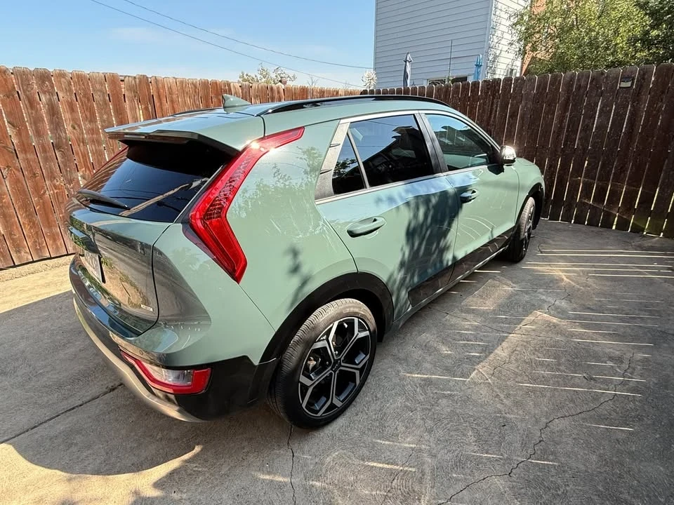 2023 Kia Niro - Image 5 of 13