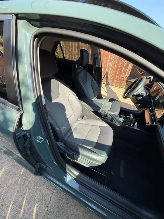2023 Kia Niro - Image 11 of 13