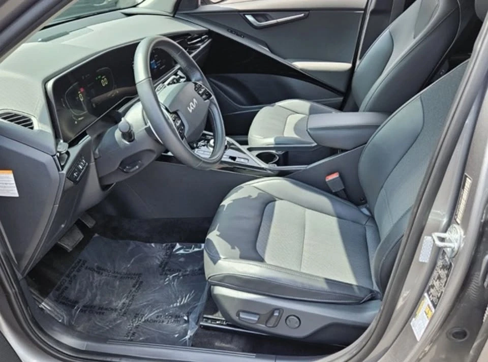2023 Kia Niro - Image 7 of 11