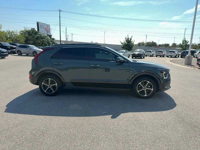2023 Kia Niro - Image 6 of 19
