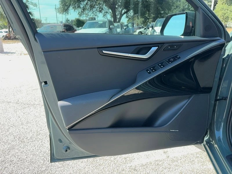 2023 Kia Niro - Image 9 of 19