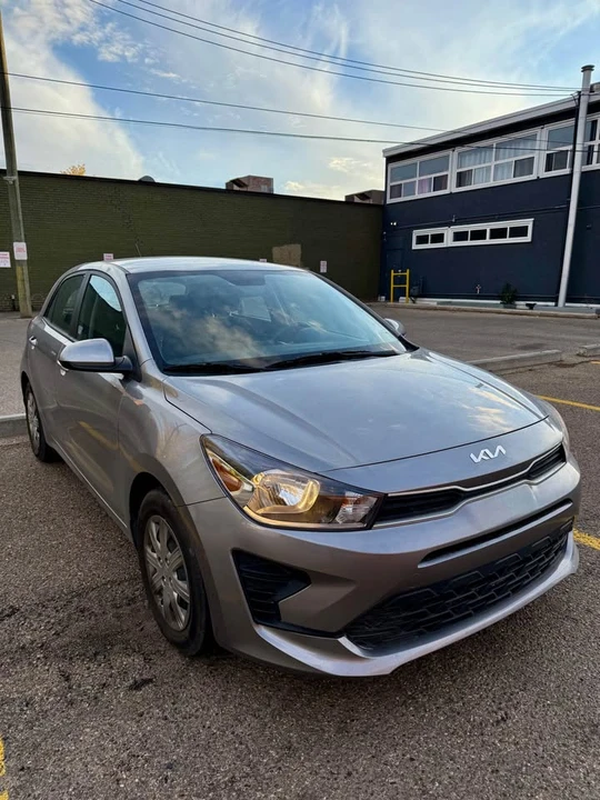 2023 Kia Rio - Image 2 of 10