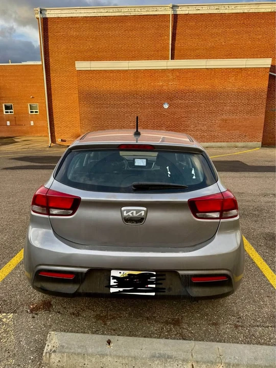 2023 Kia Rio - Image 4 of 10
