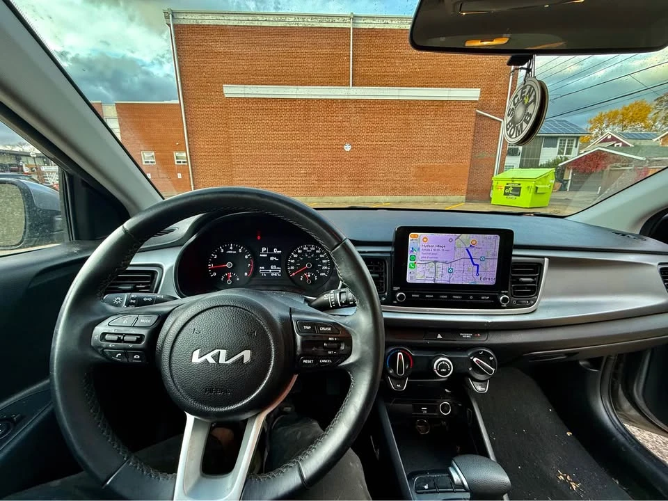 2023 Kia Rio - Image 9 of 10