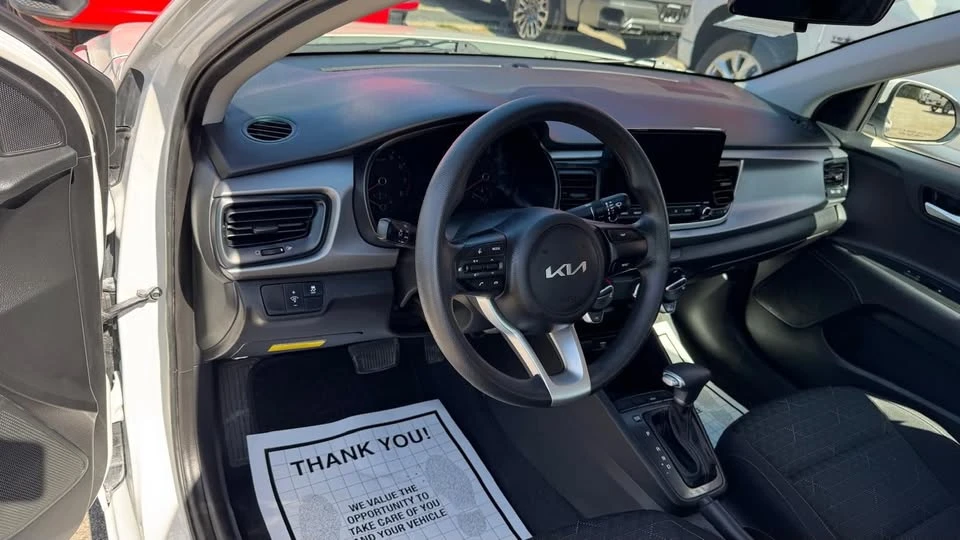 2023 Kia Rio - Image 3 of 6