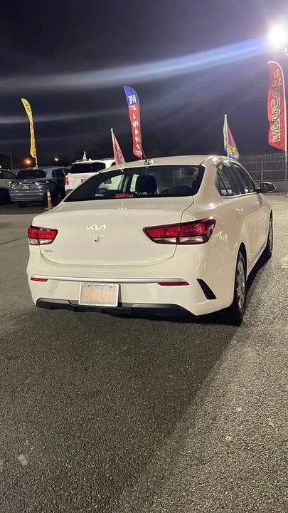 2023 Kia Rio - Image 5 of 7