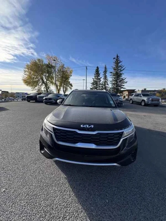 2023 Kia Seltos - Image 2 of 5