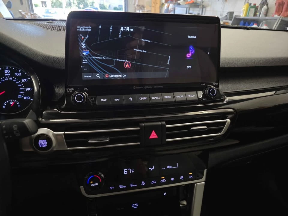 2023 Kia Seltos - Image 11 of 19
