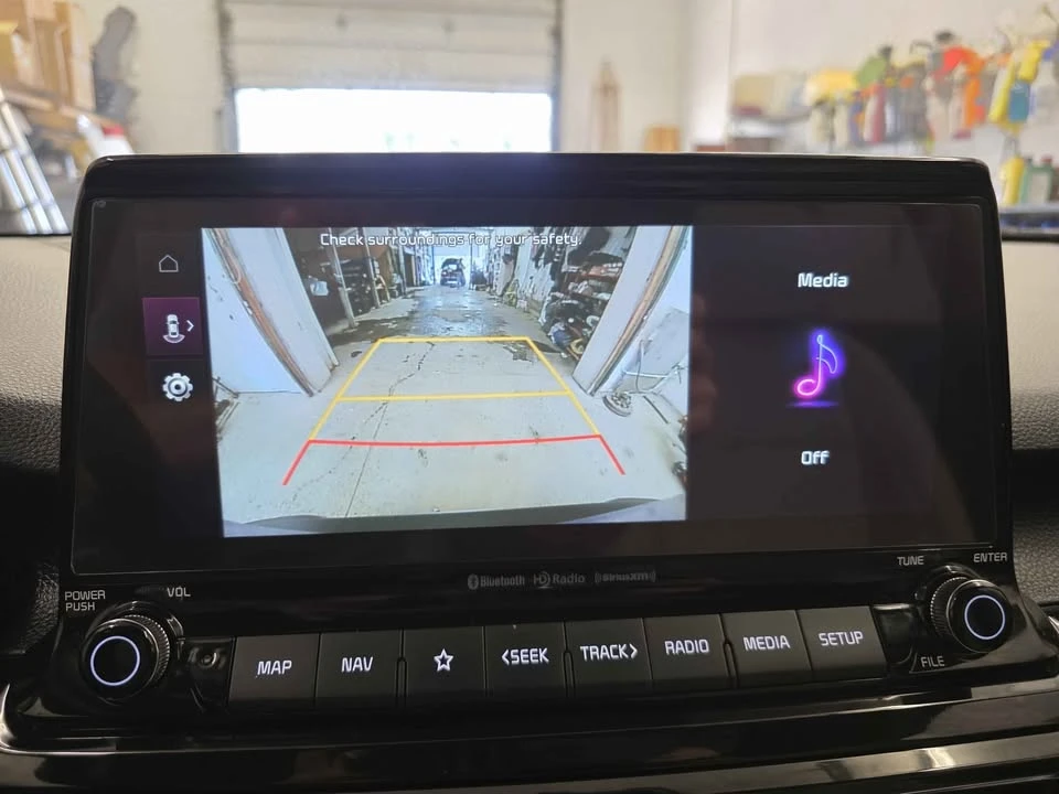 2023 Kia Seltos - Image 13 of 19