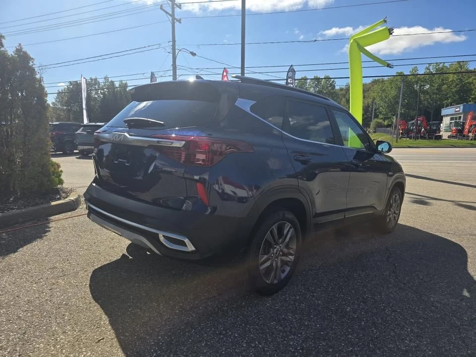 2023 Kia Seltos - Image 6 of 13