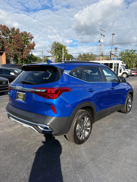 2023 Kia Seltos - Image 4 of 5