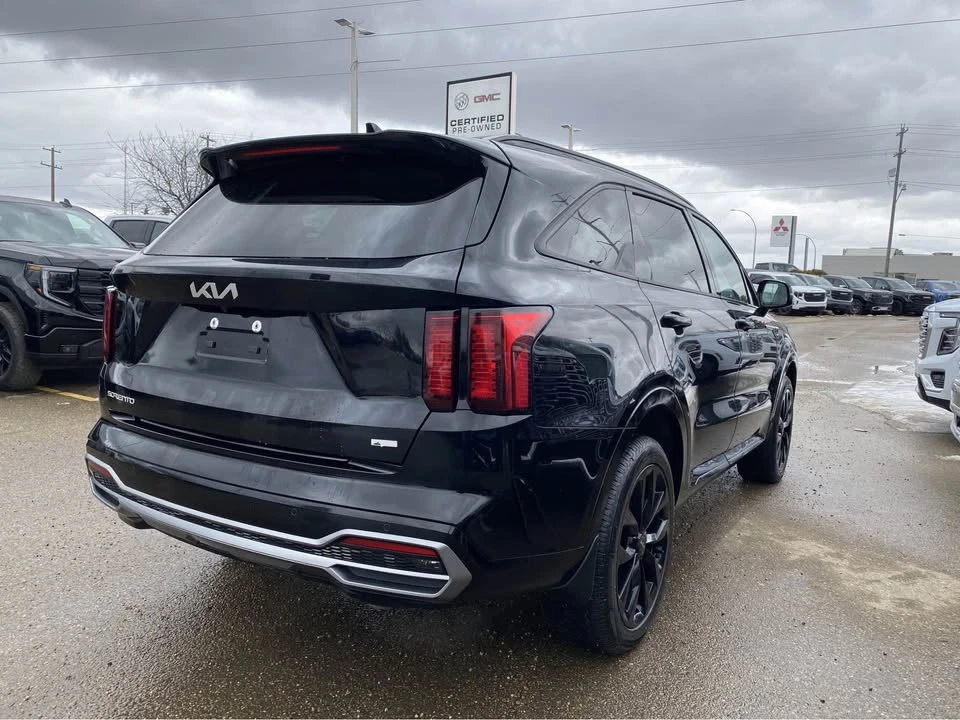 2023 Kia Sorento - Image 3 of 12