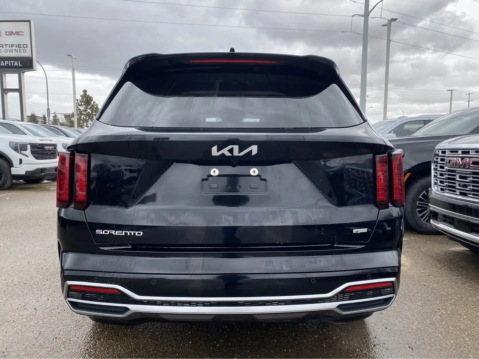 2023 Kia Sorento - Image 4 of 12