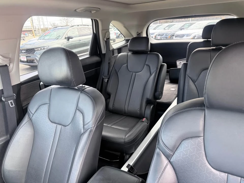 2023 Kia Sorento - Image 5 of 6