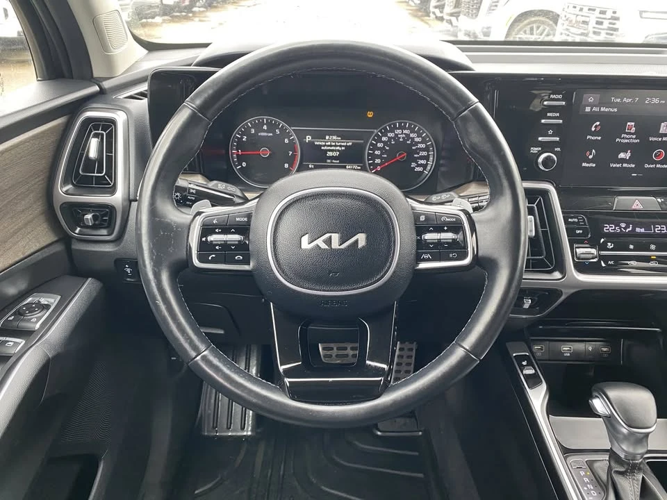2023 Kia Sorento - Image 6 of 11