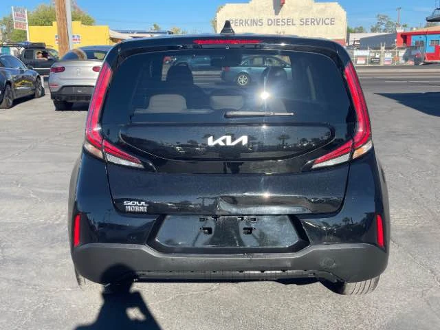 2023 Kia Soul - Image 4 of 13