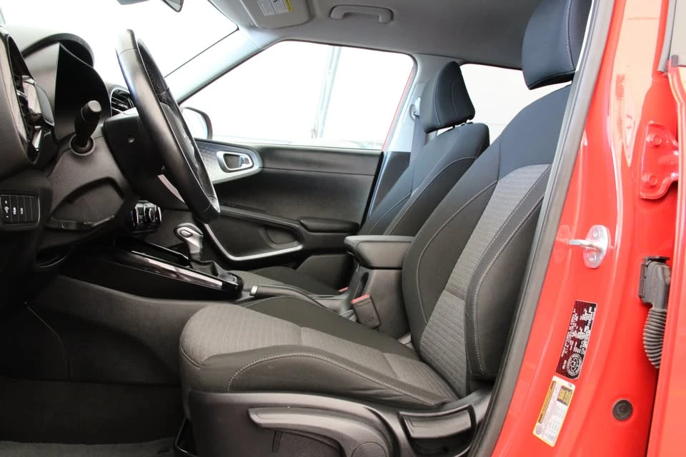 2023 Kia Soul - Image 13 of 20