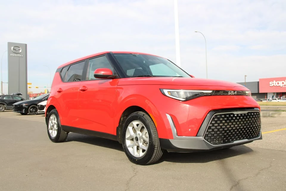2023 Kia Soul - Image 8 of 20