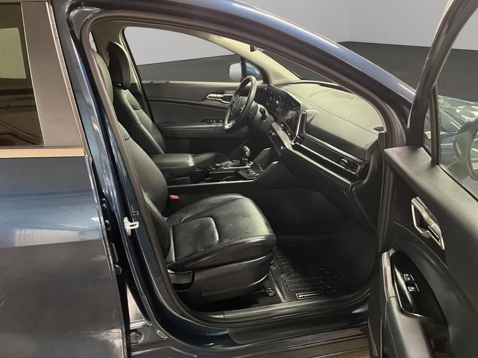 2023 Kia Sportage - Image 16 of 20