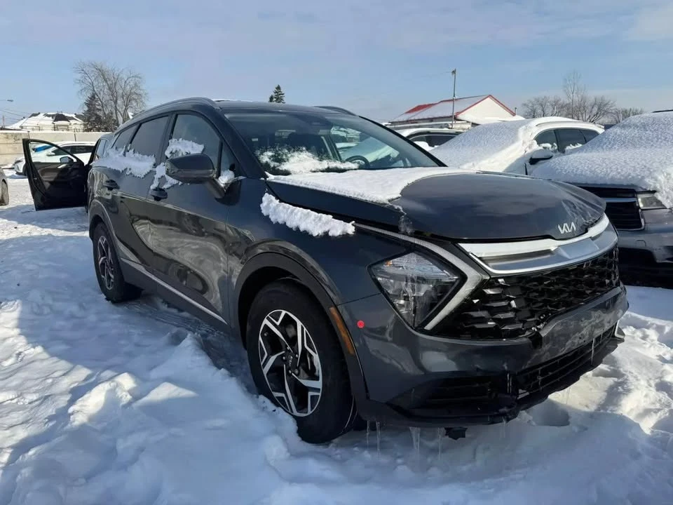 2023 Kia Sportage - Image 2 of 9