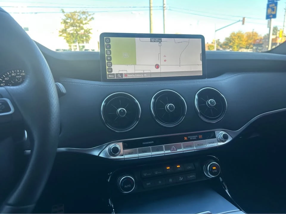 2023 Kia Stinger - Image 17 of 20
