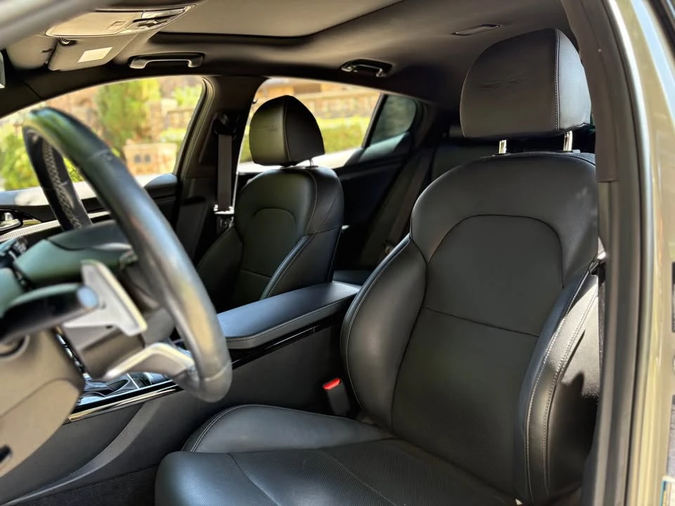 2023 Kia Stinger - Image 6 of 15