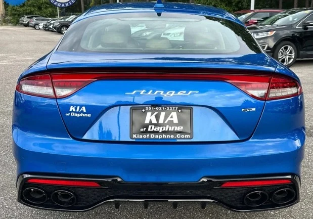2023 Kia Stinger - Image 5 of 15