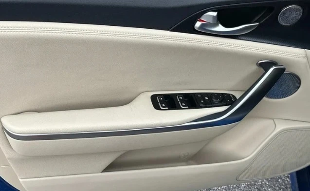 2023 Kia Stinger - Image 7 of 15
