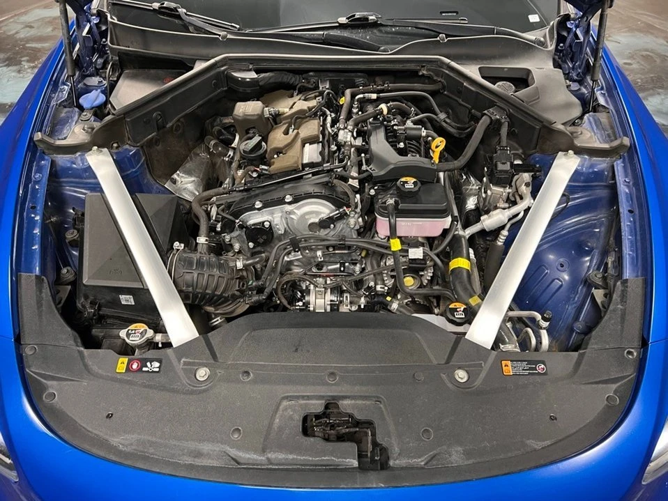 2023 Kia Stinger - Image 9 of 17