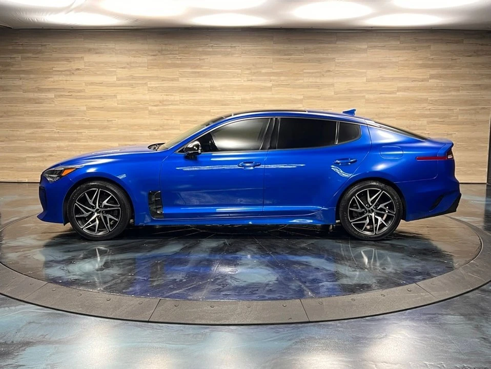 2023 Kia Stinger - Image 17 of 17
