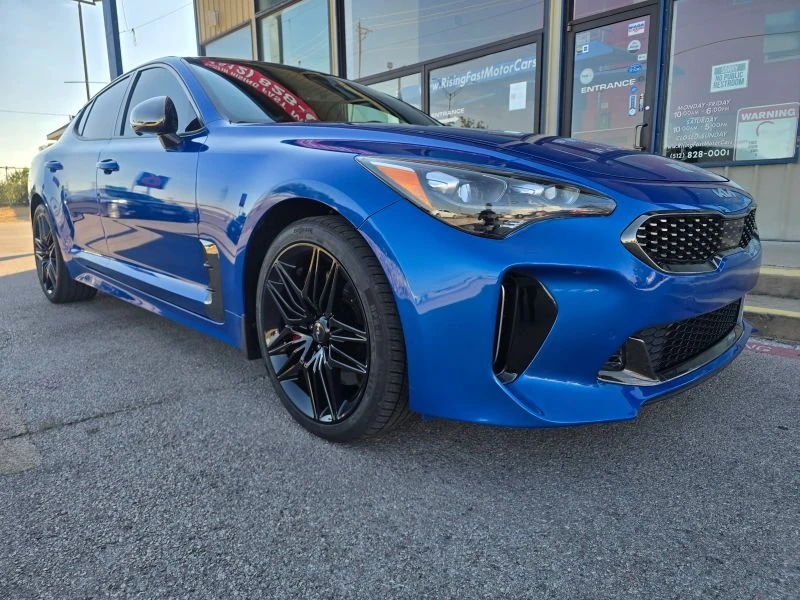 2023 Kia Stinger - Image 2 of 20