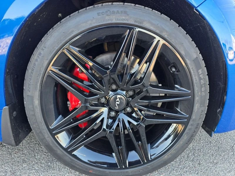 2023 Kia Stinger - Image 19 of 20