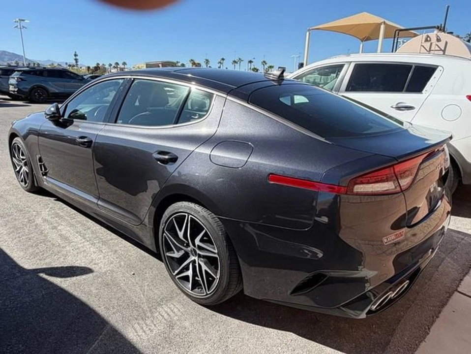 2023 Kia Stinger - Image 2 of 5