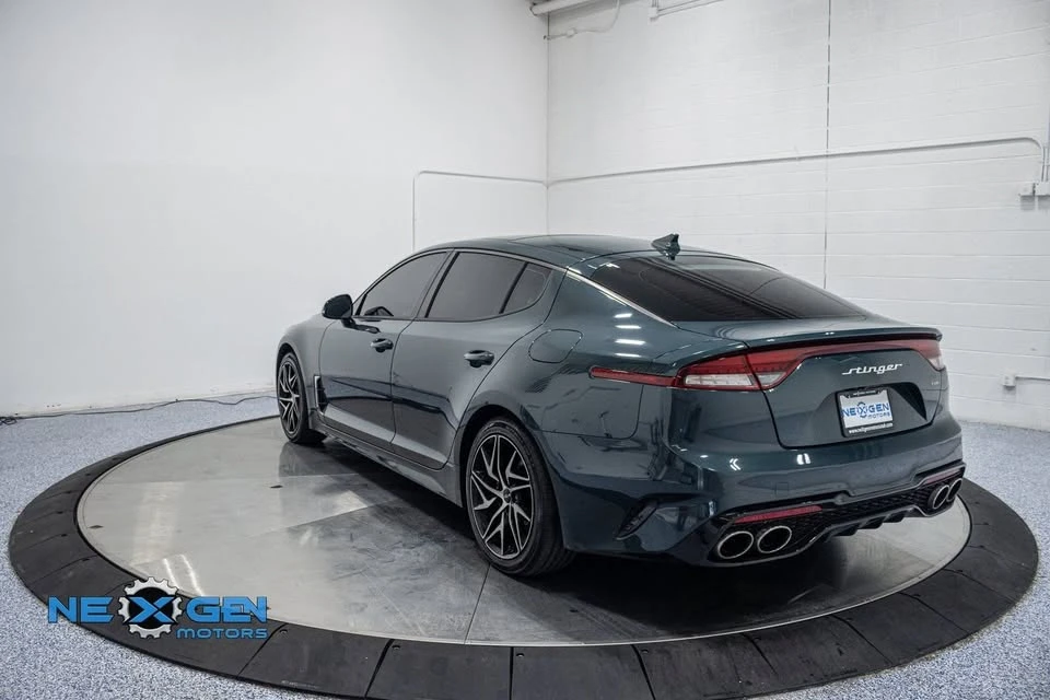 2023 Kia Stinger - Image 4 of 19