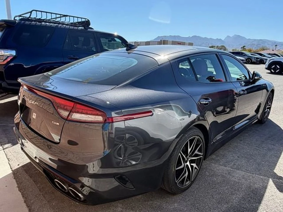 2023 Kia Stinger - Image 3 of 5