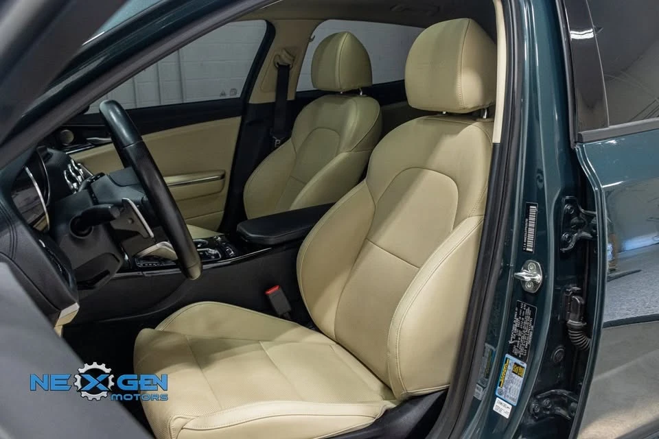 2023 Kia Stinger - Image 19 of 19