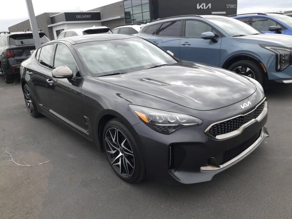 2023 Kia Stinger - Image 3 of 20