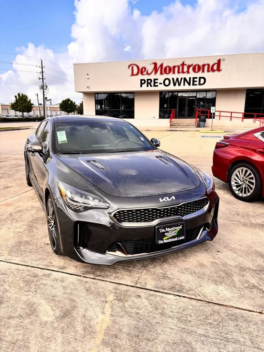 2023 Kia Stinger - Image 3 of 4
