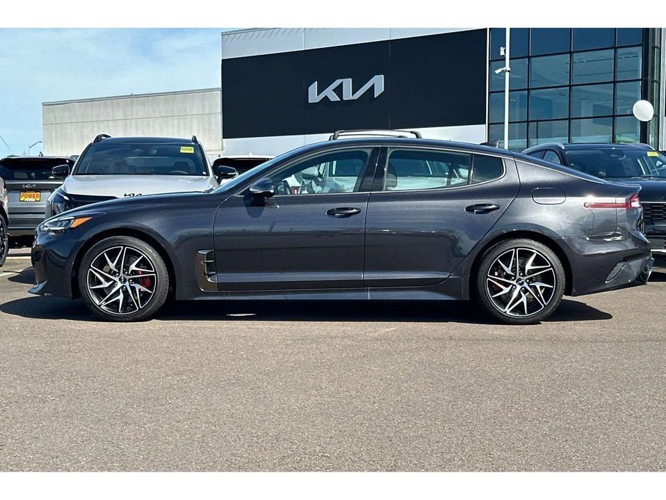 2023 Kia Stinger - Image 7 of 10