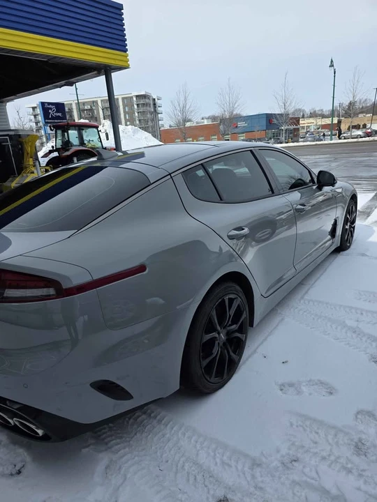 2023 Kia Stinger - Image 3 of 11