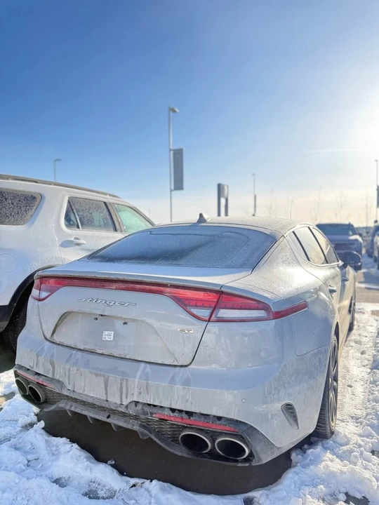 2023 Kia Stinger - Image 3 of 12